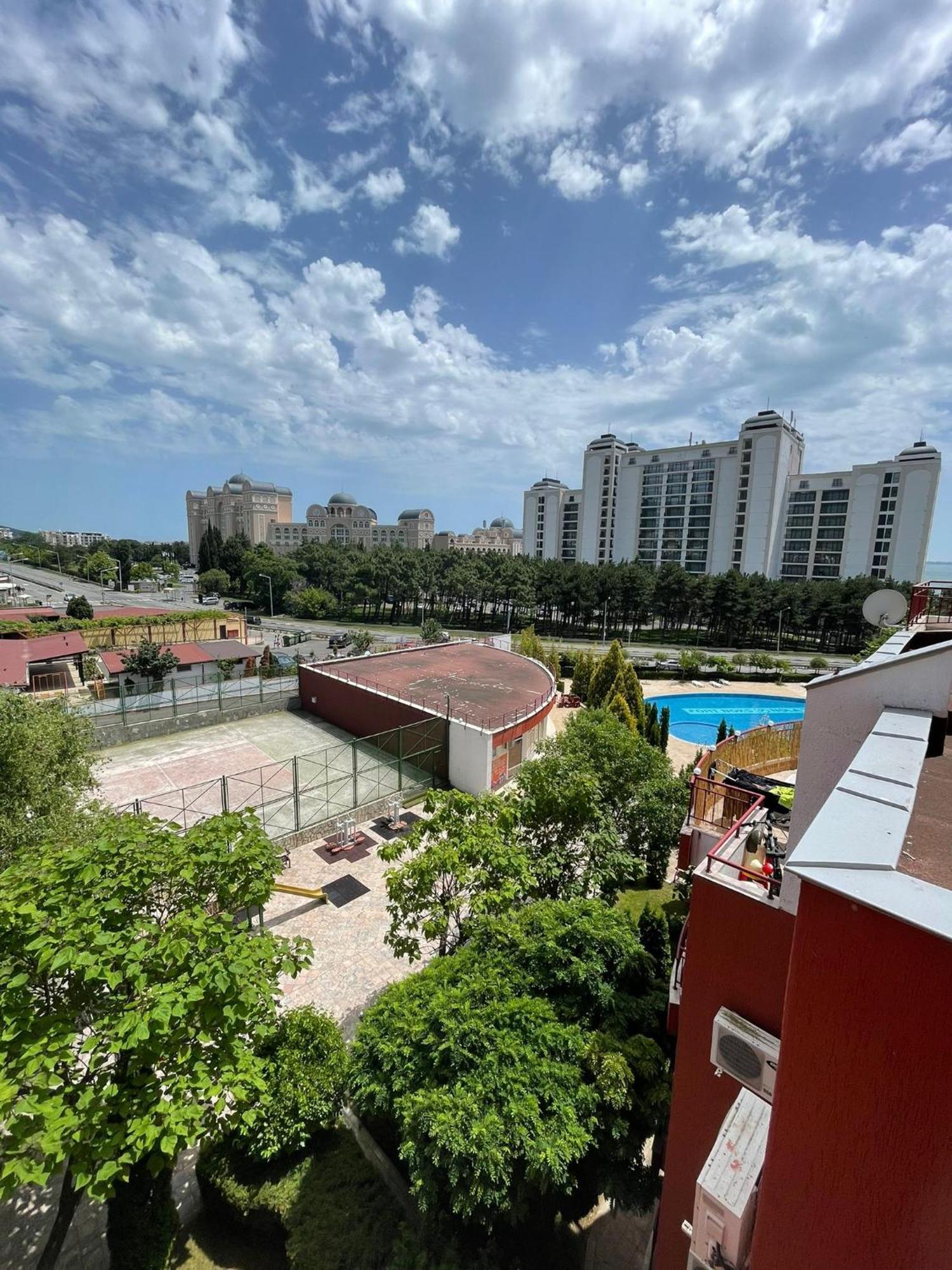 Green Fort - Prestige Sea Viev Apartments Sunny Beach Ngoại thất bức ảnh