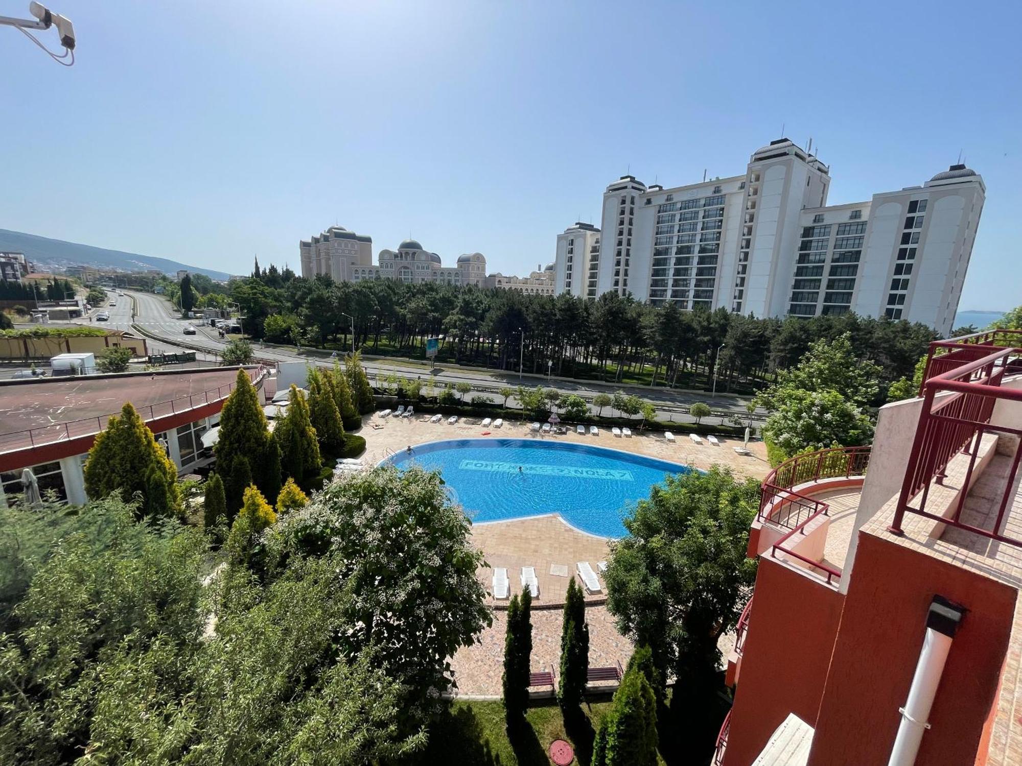 Green Fort - Prestige Sea Viev Apartments Sunny Beach Ngoại thất bức ảnh